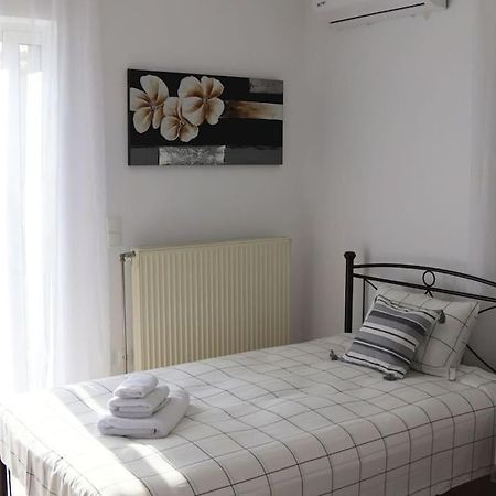 Fina'S House Villa Corinth Екстериор снимка