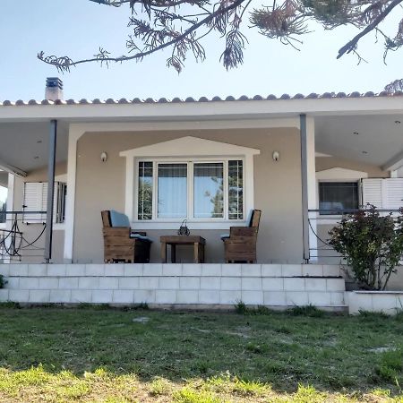 Fina'S House Villa Corinth Екстериор снимка