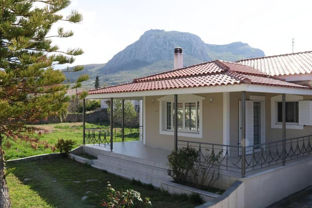 Fina'S House Villa Corinth Екстериор снимка
