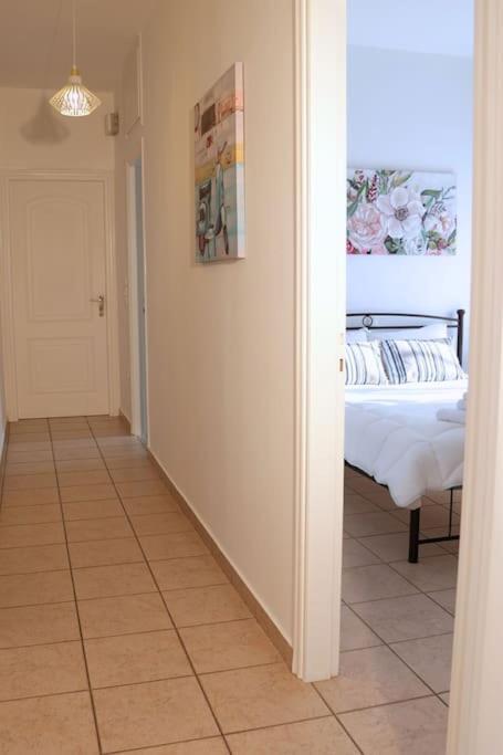 Fina'S House Villa Corinth Екстериор снимка