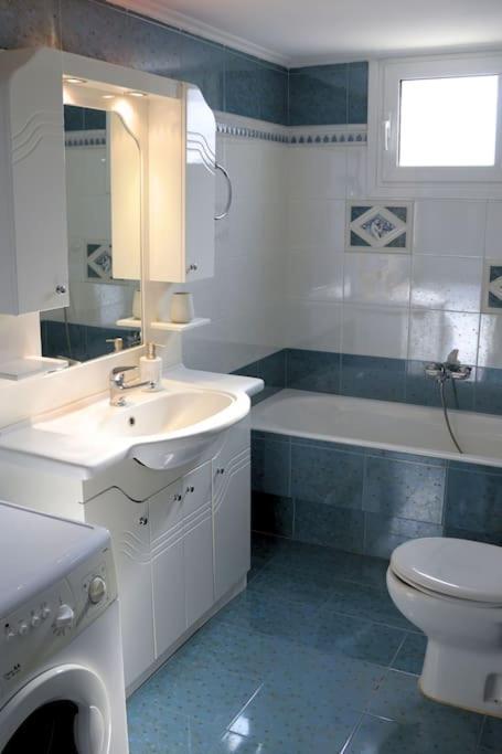 Fina'S House Villa Corinth Екстериор снимка